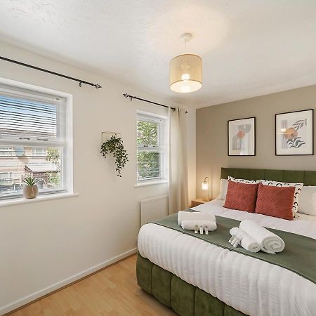 East London House Near Tube With Parking Βίλα Εξωτερικό φωτογραφία